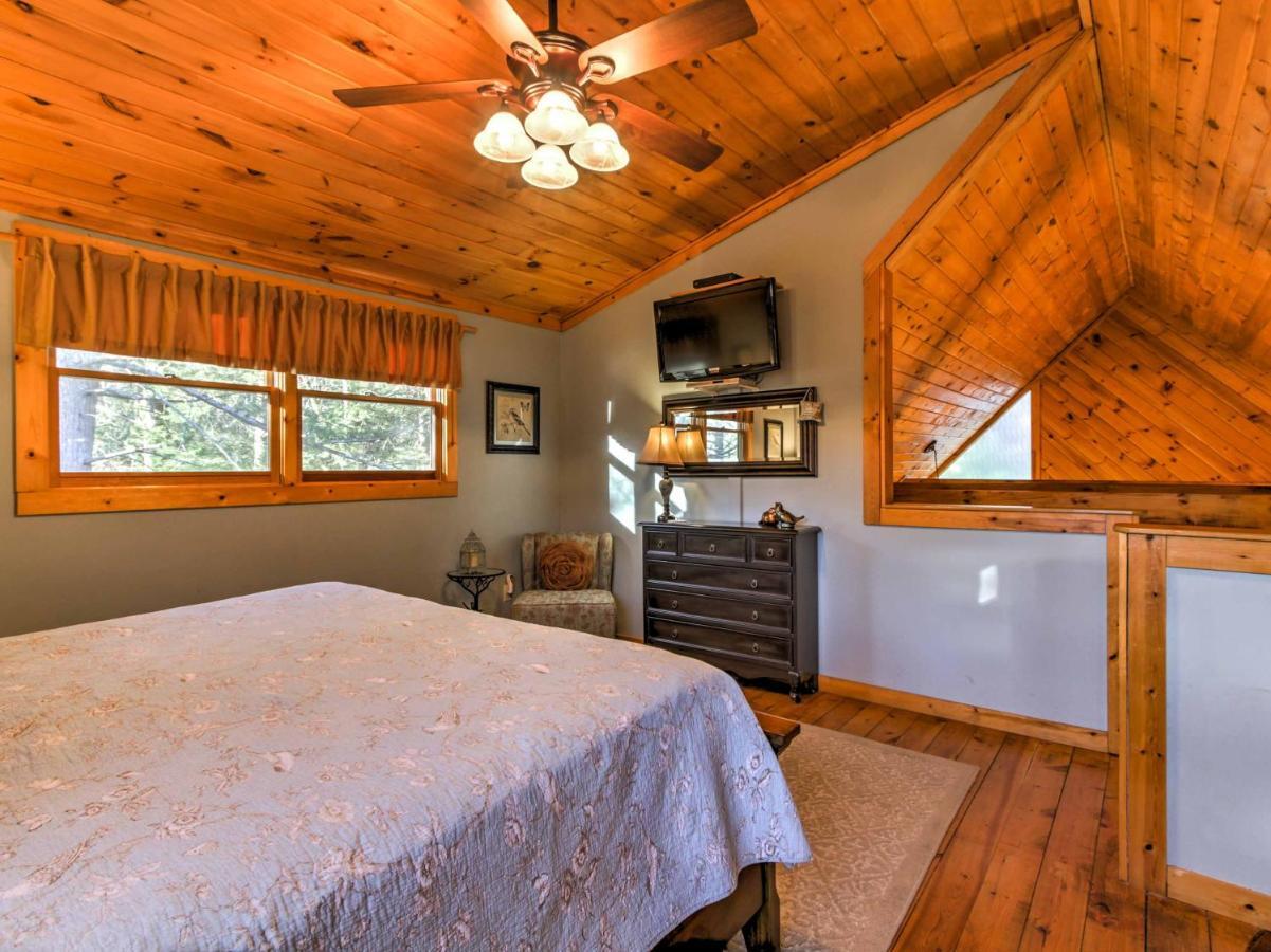 Cozy Nest Gatlinburg Cabin With Porch And Jacuzzi! Villa Ngoại thất bức ảnh