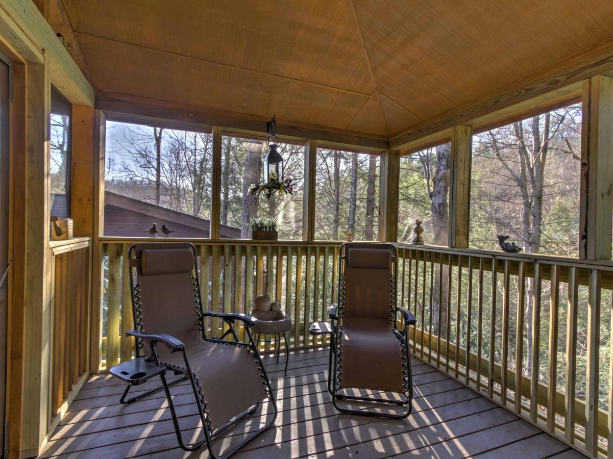 Cozy Nest Gatlinburg Cabin With Porch And Jacuzzi! Villa Ngoại thất bức ảnh